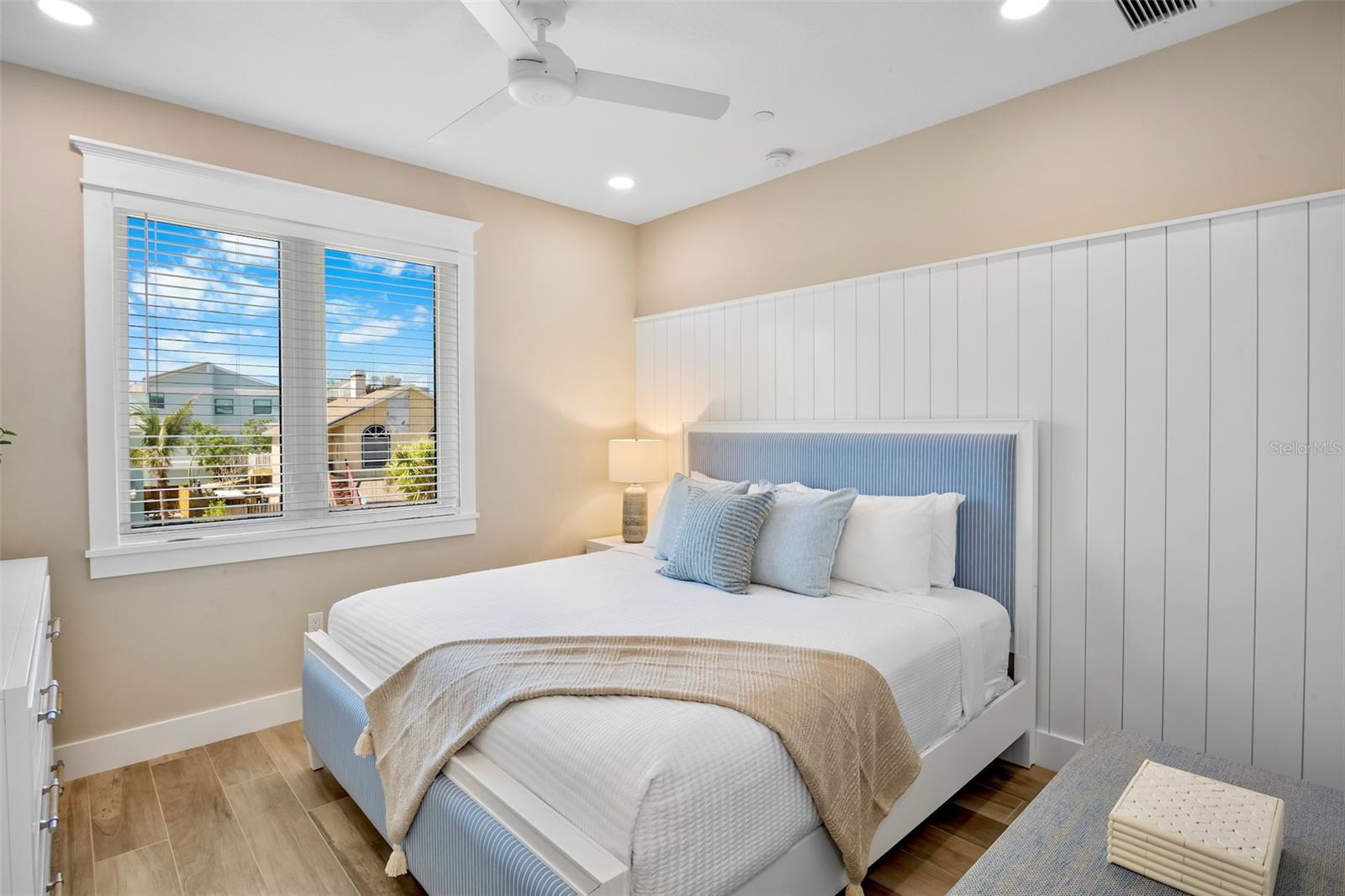 A4670533 Property Photo