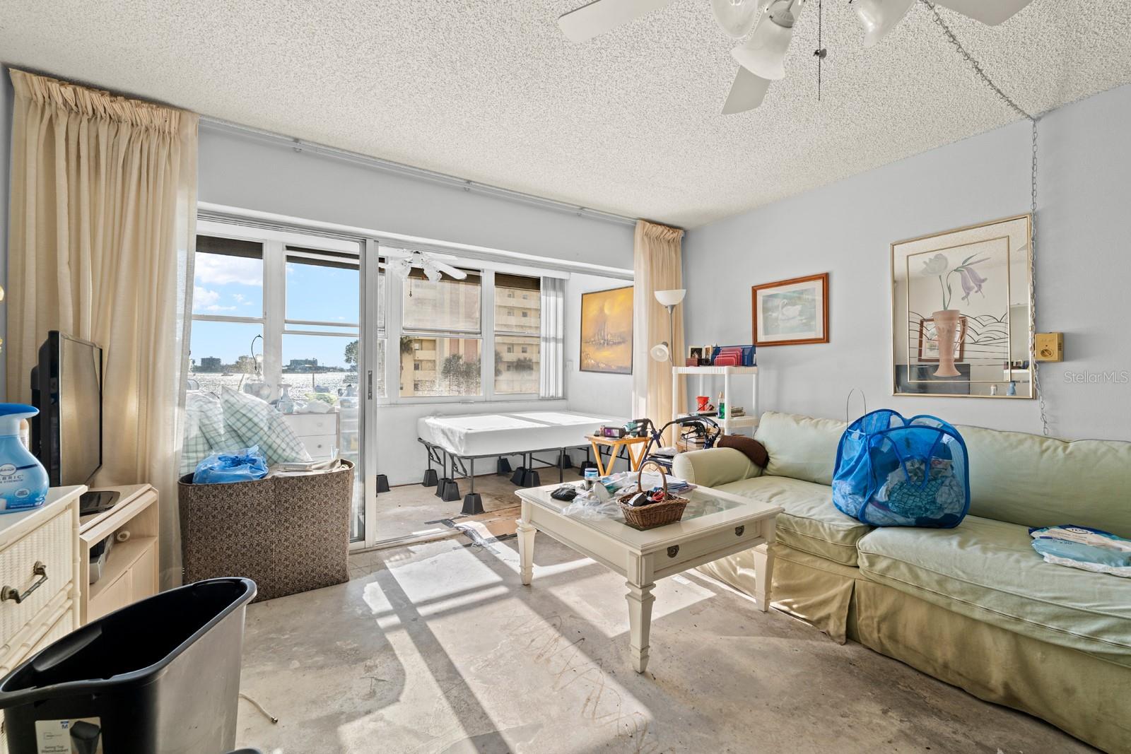 TB8443715 Property Photo