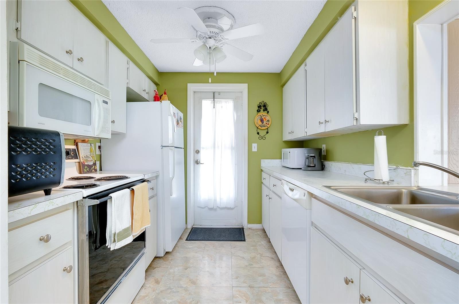 475 CIRCLEWOOD DR #O18, VENICE, FL, 34293