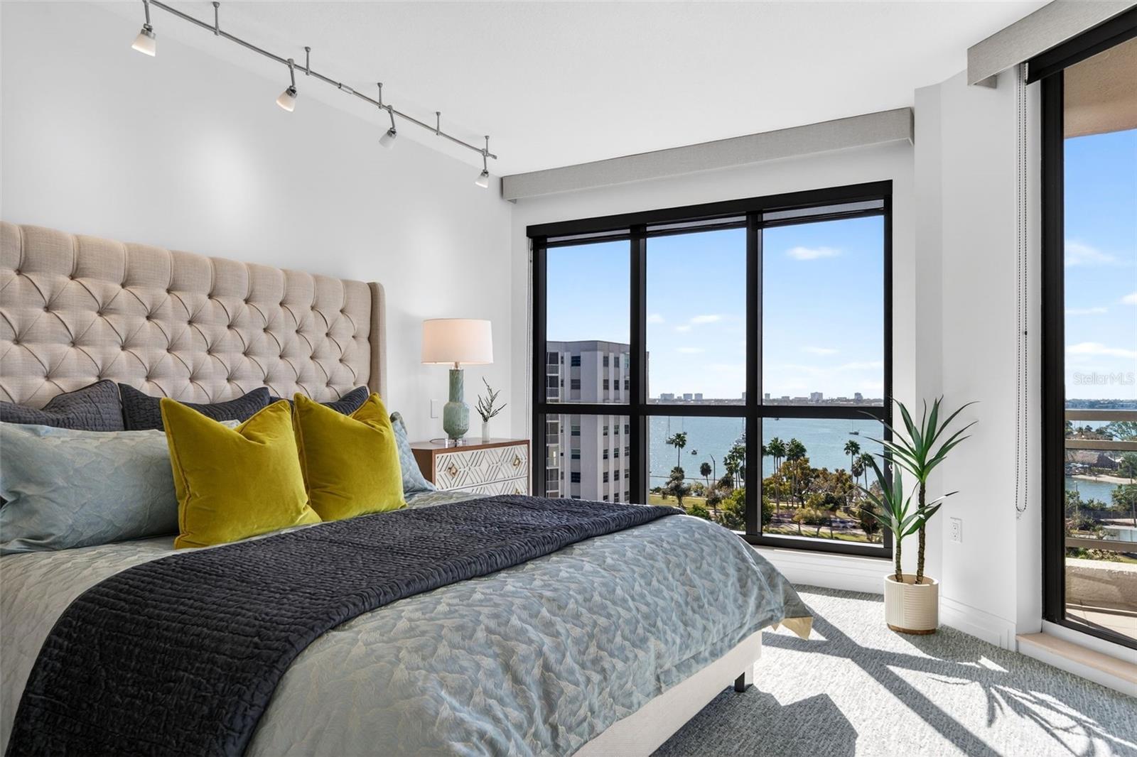 A4670548 Property Photo