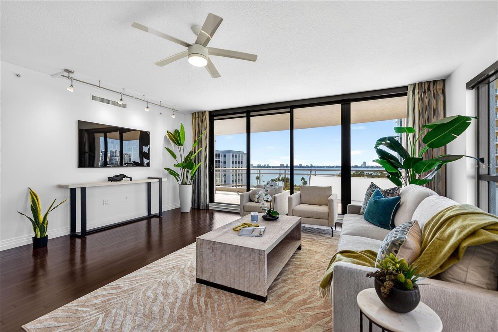 A4670548 Property Photo