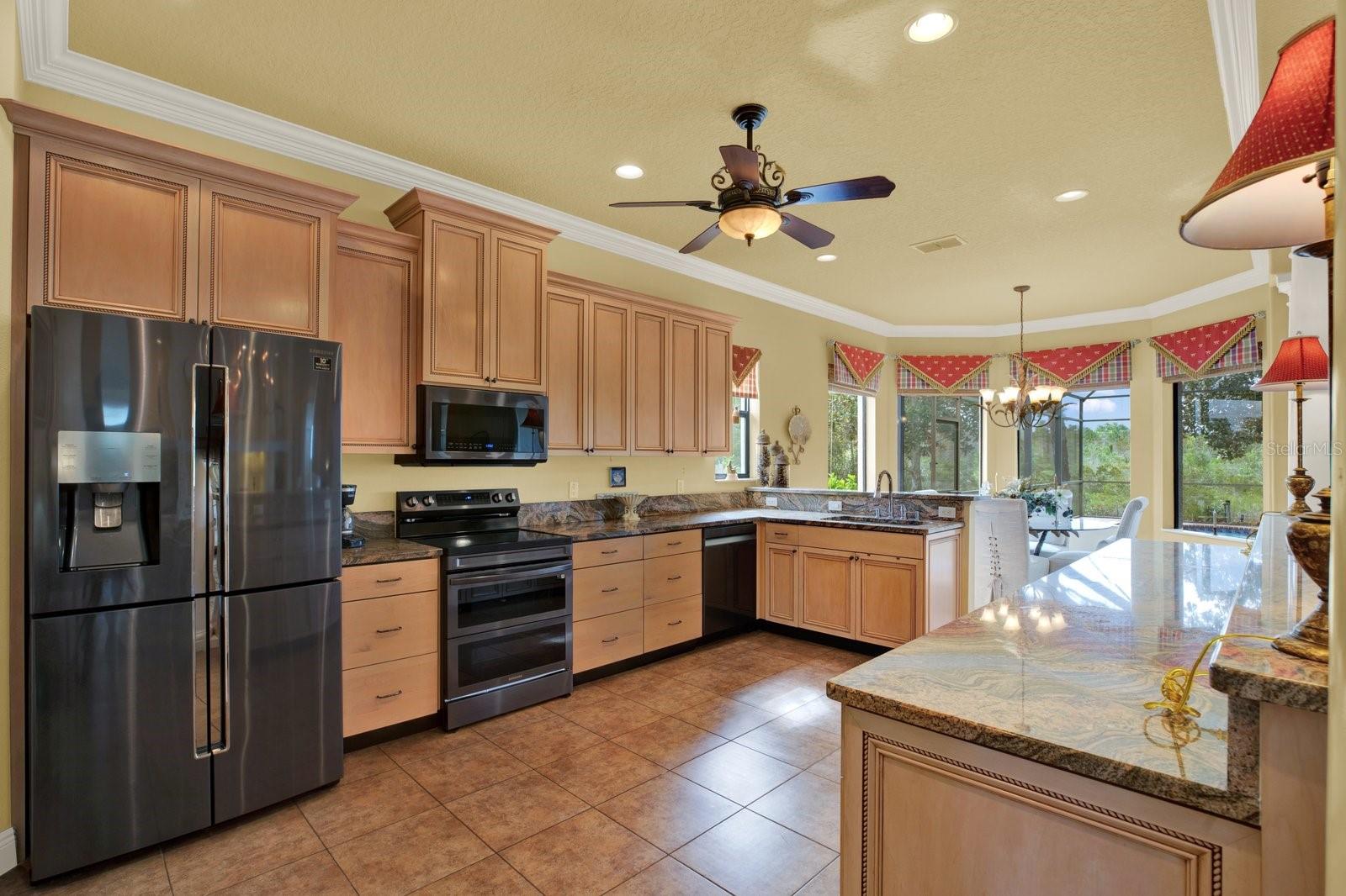 9121 BONNIE COVE DR, WEEKI WACHEE, FL, 34613