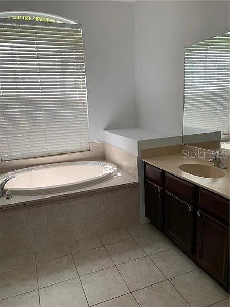 1427 EMERALD HILL WAY, VALRICO, FL, 33594