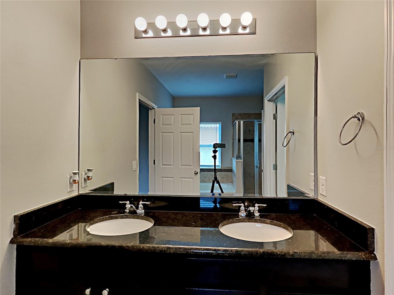 303 SALAMANCA RD, DAVENPORT, FL, 33837