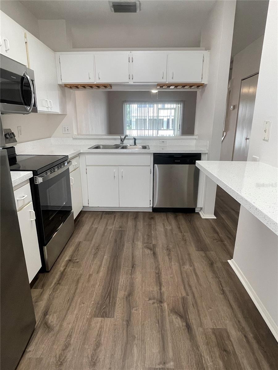 6338 BAYSIDE KEY DR, TAMPA, FL, 33615