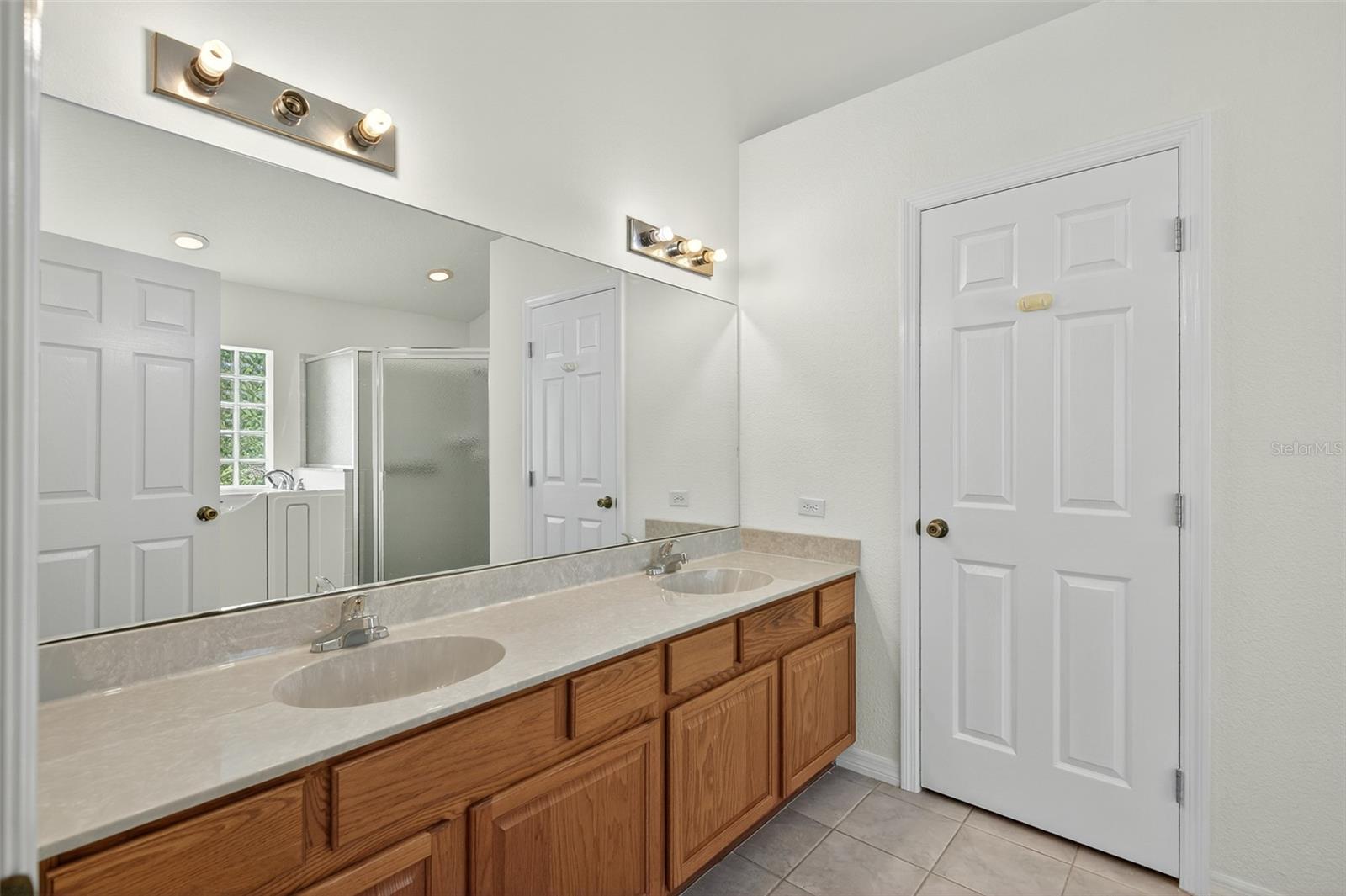 4 EAST PL, PALM COAST, FL, 32164