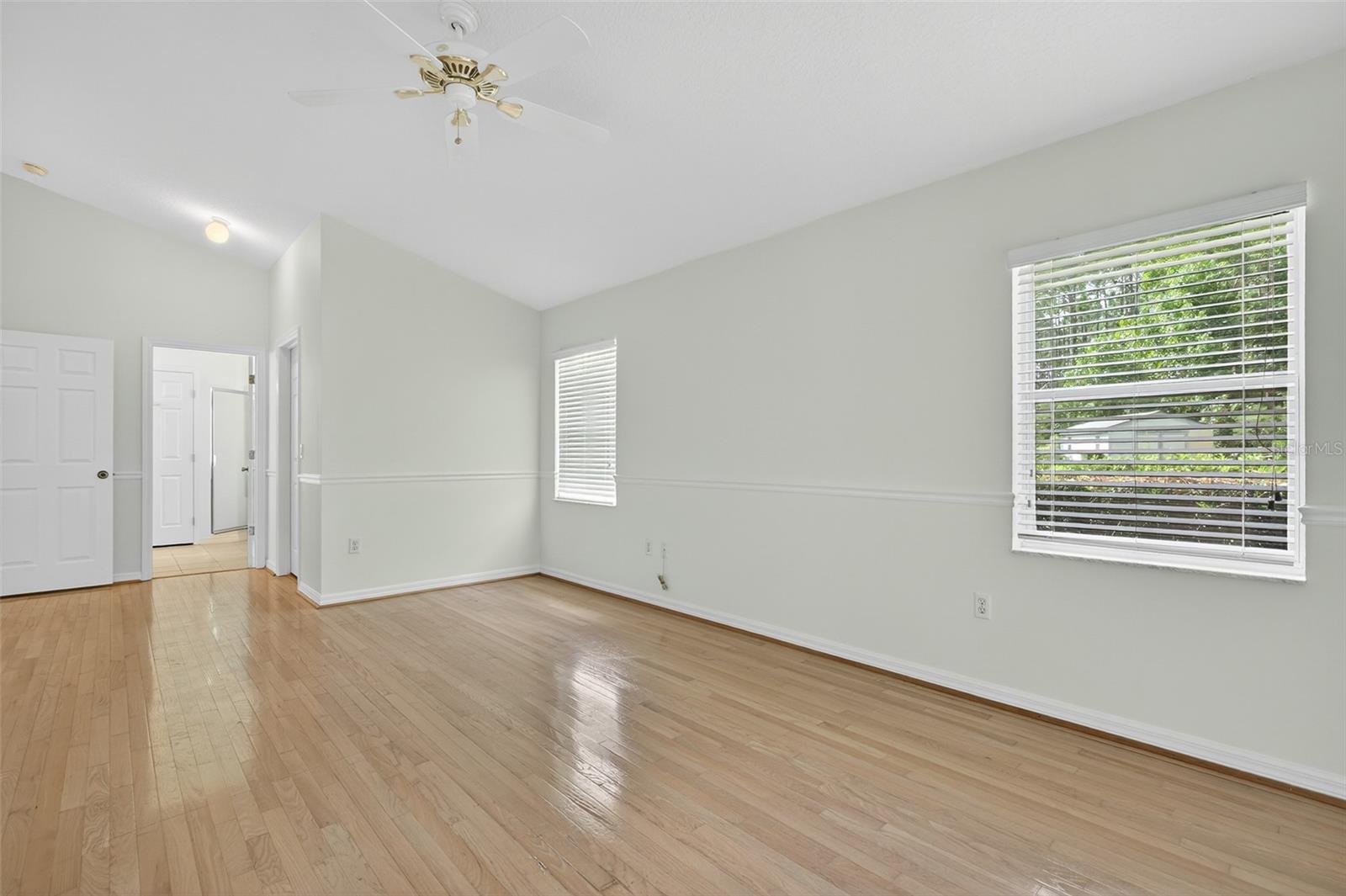 4 EAST PL, PALM COAST, FL, 32164