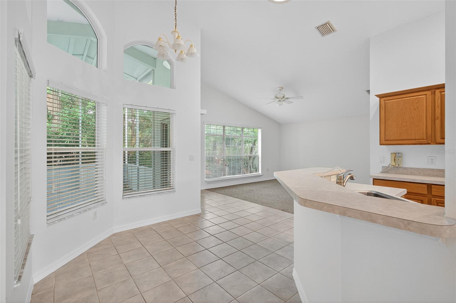 4 EAST PL, PALM COAST, FL, 32164