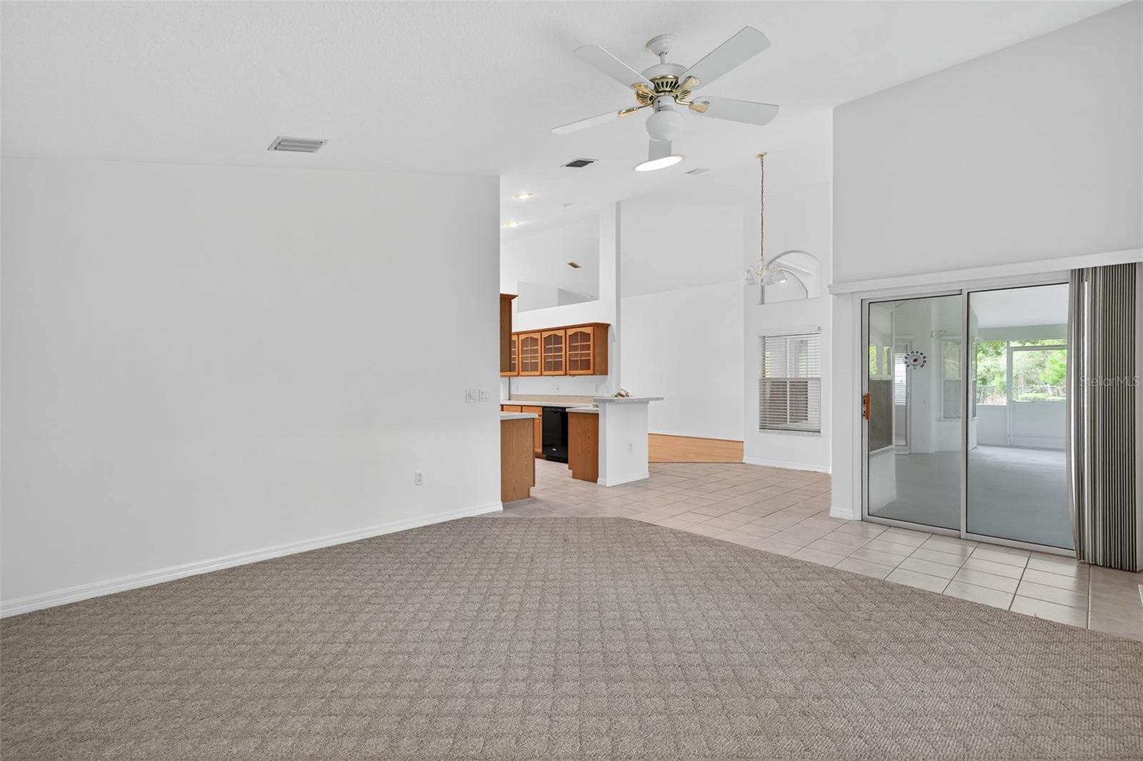 4 EAST PL, PALM COAST, FL, 32164