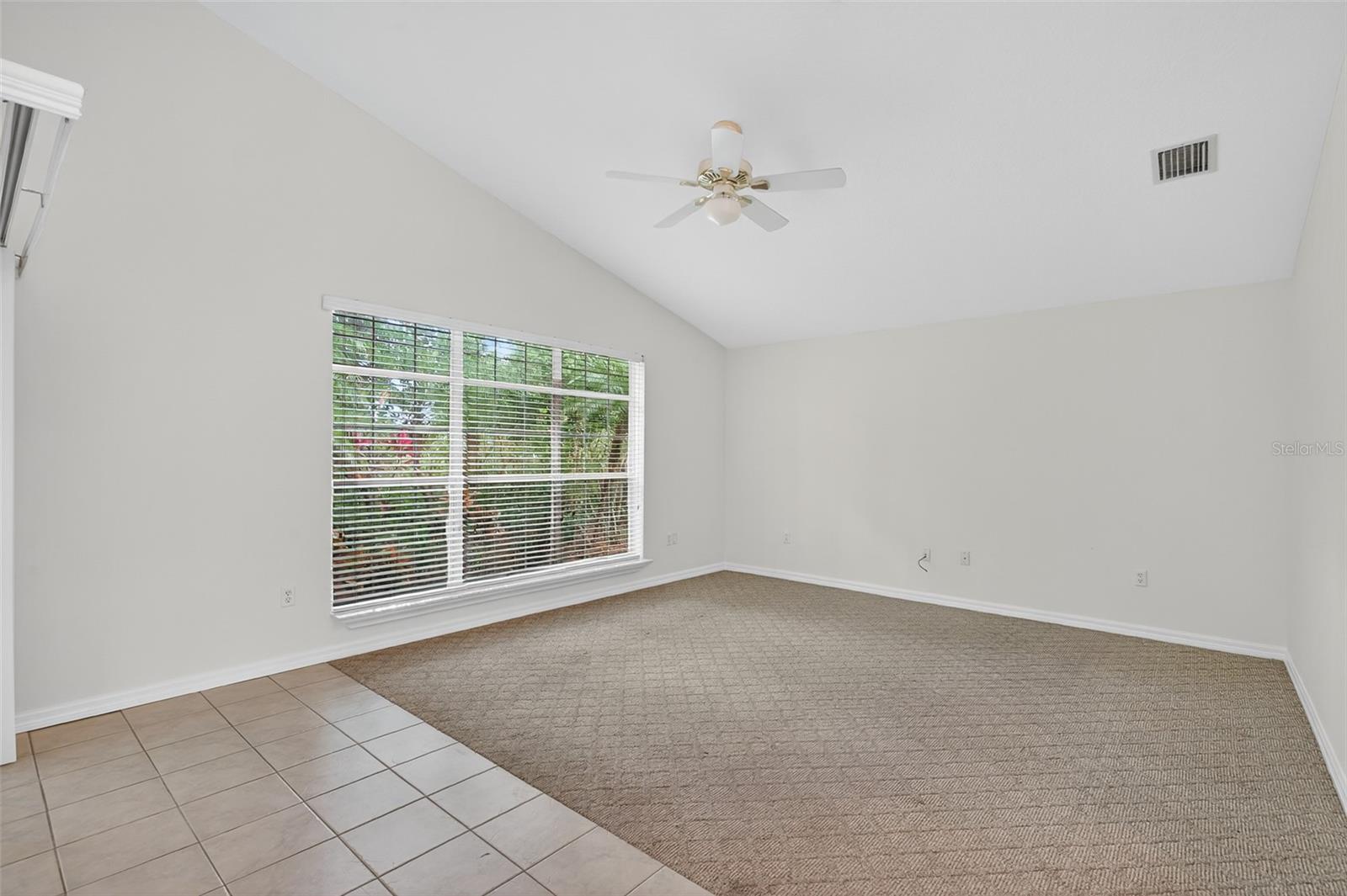 4 EAST PL, PALM COAST, FL, 32164