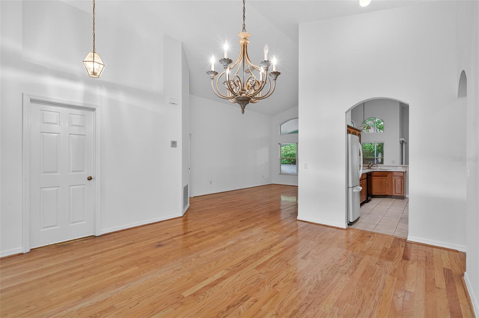 4 EAST PL, PALM COAST, FL, 32164