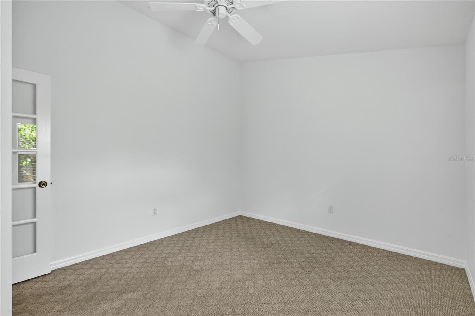 4 EAST PL, PALM COAST, FL, 32164