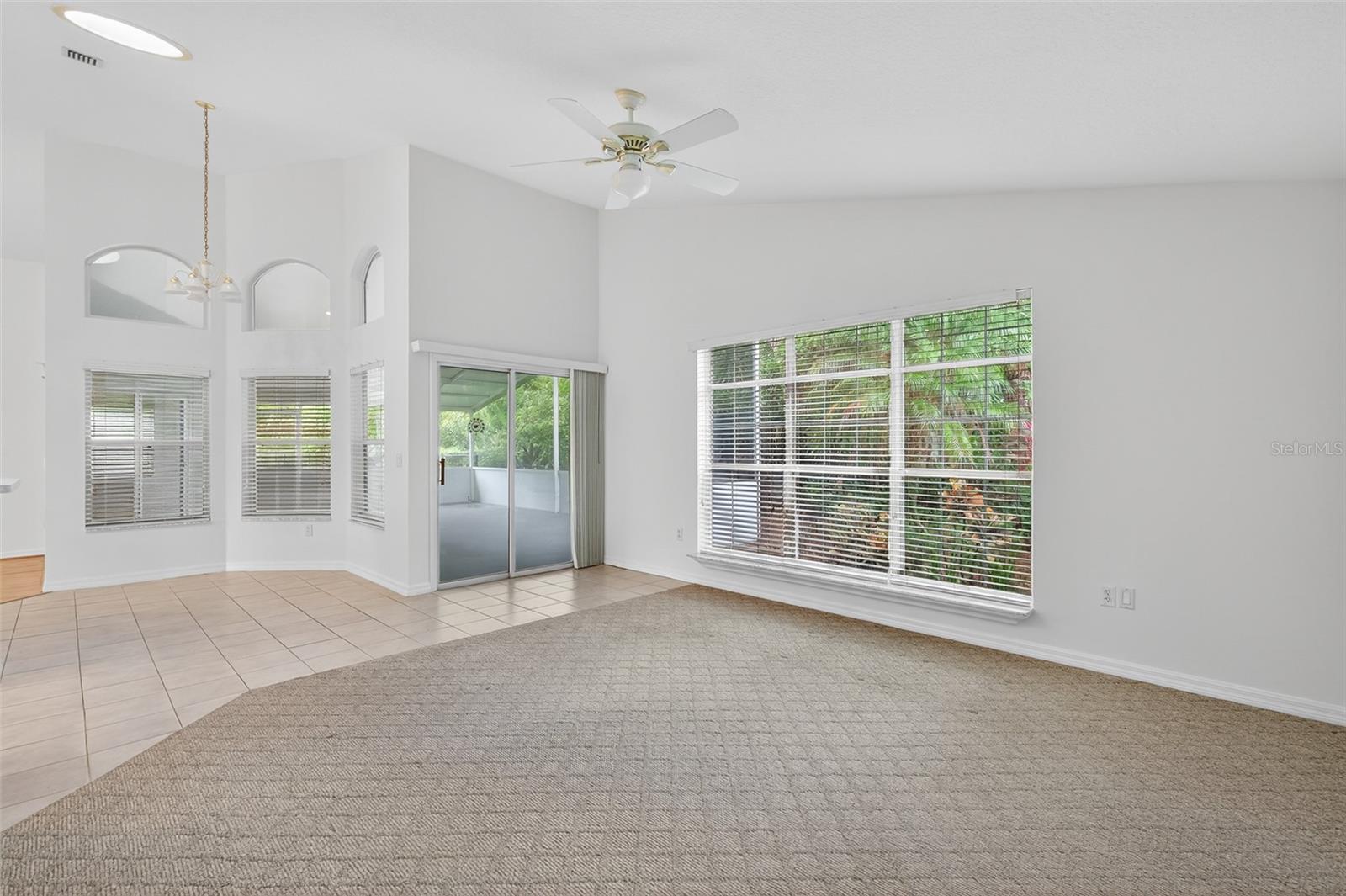 4 EAST PL, PALM COAST, FL, 32164