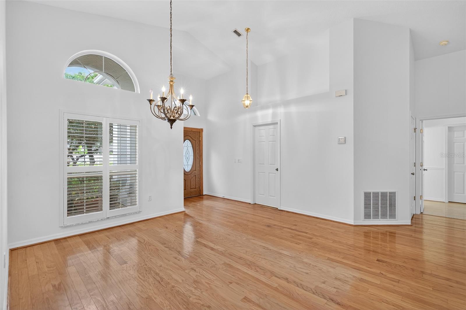 4 EAST PL, PALM COAST, FL, 32164