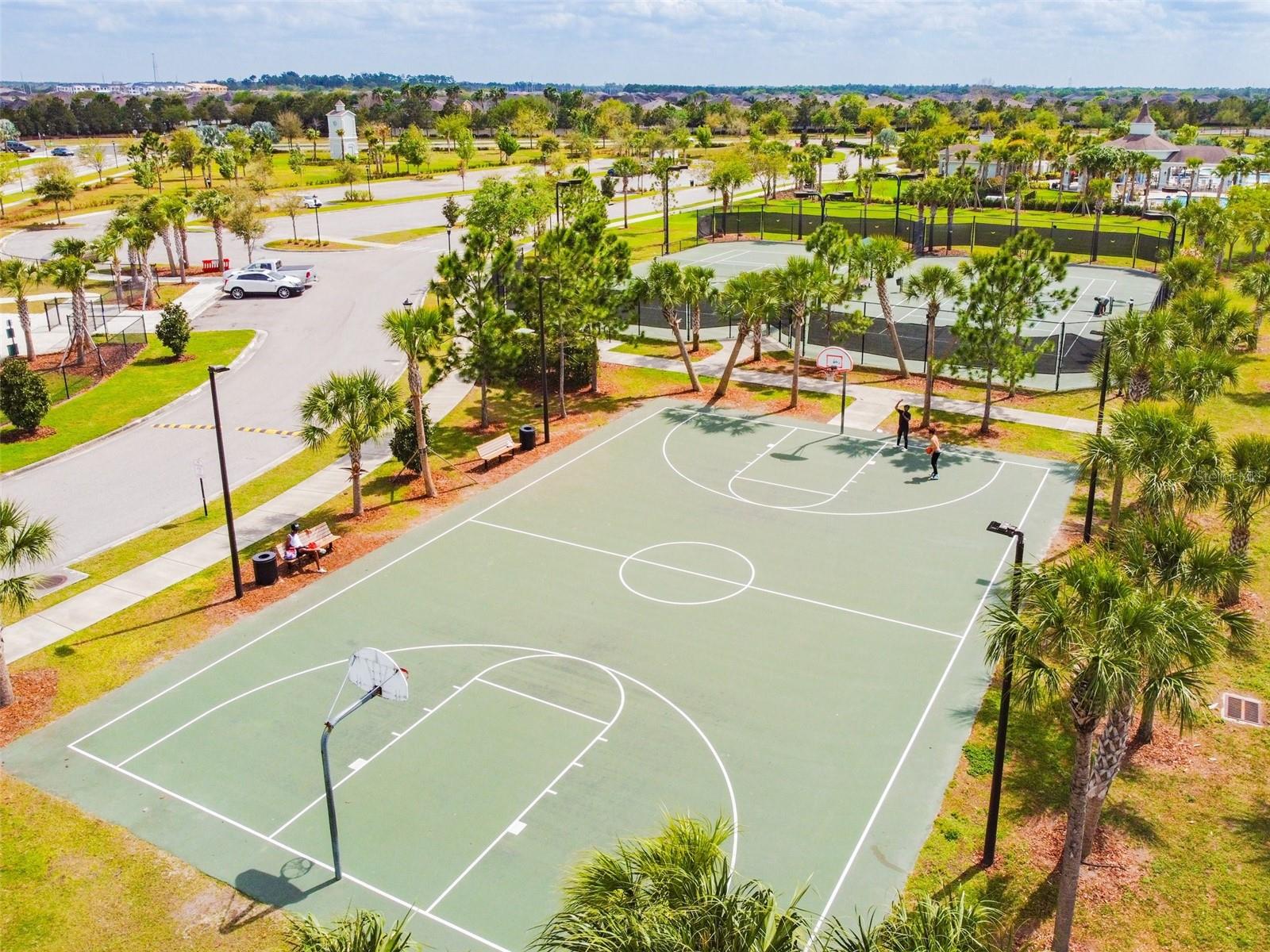 9440 LEMON DROP LOOP, SUN CITY CENTER, FL, 33573