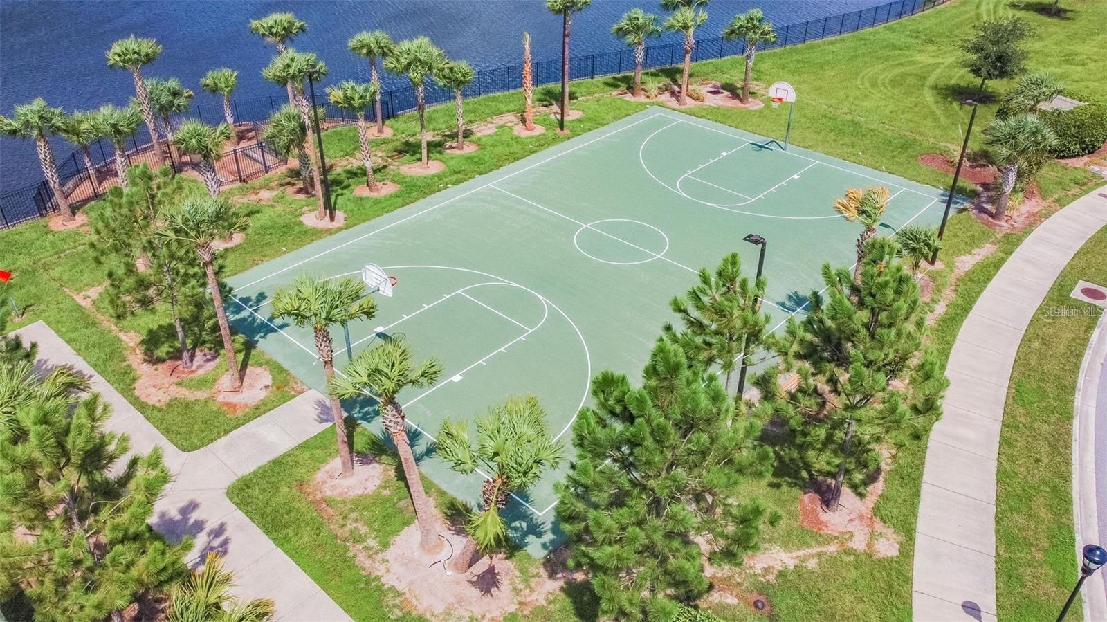 9440 LEMON DROP LOOP, SUN CITY CENTER, FL, 33573