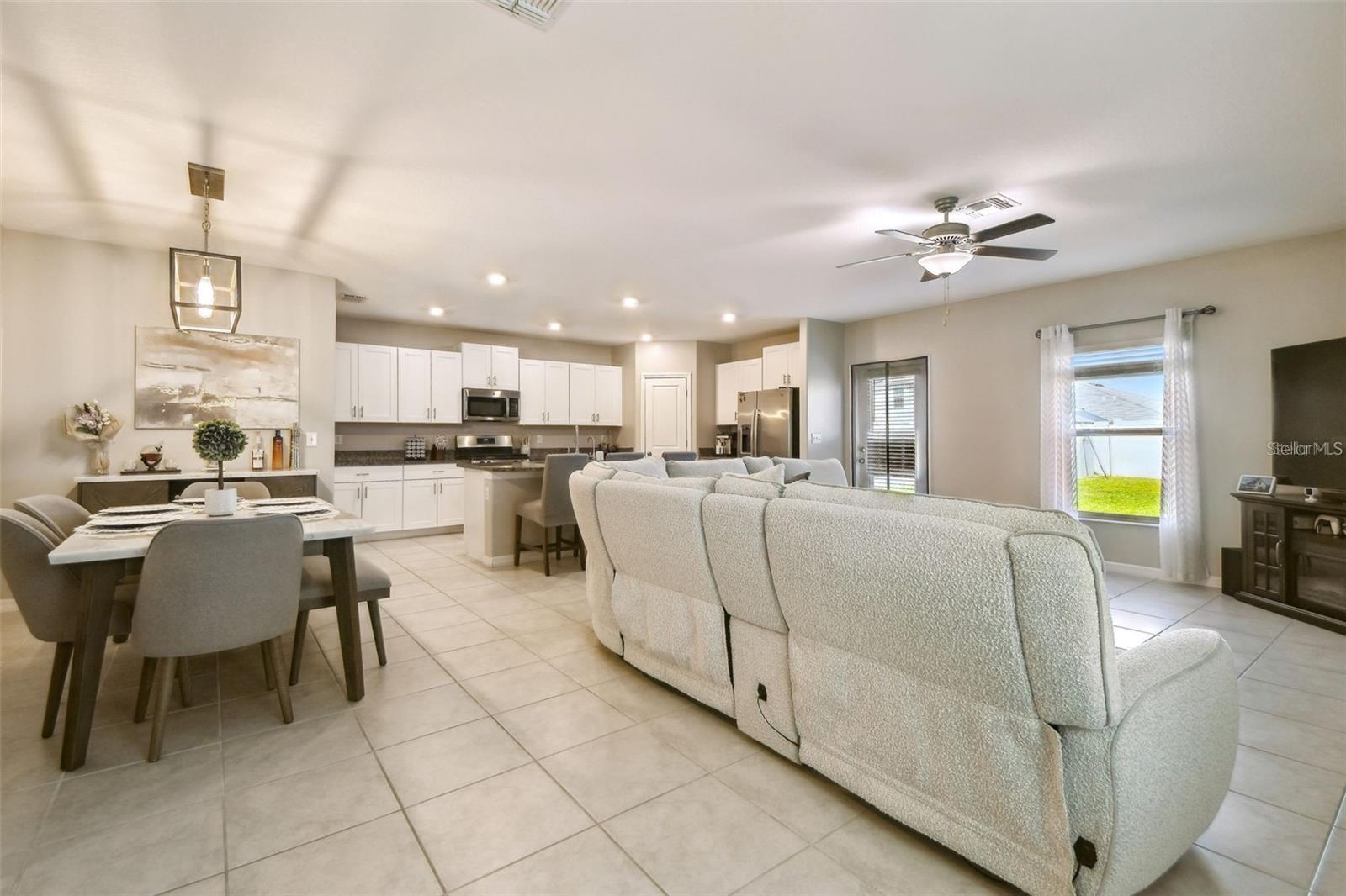 9440 LEMON DROP LOOP, SUN CITY CENTER, FL, 33573