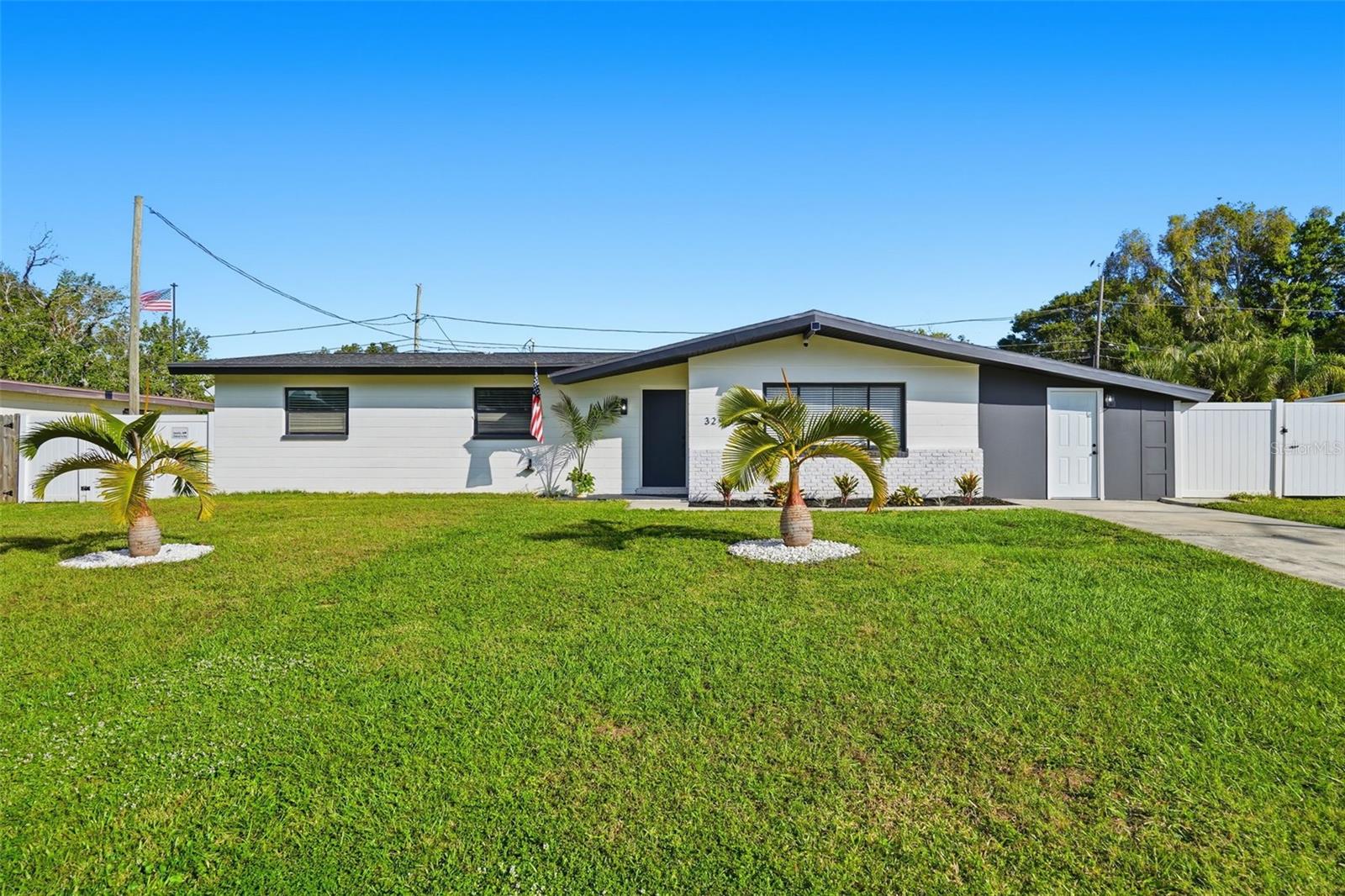 3297 HILLSDALE AVE, LARGO, FL, 33774