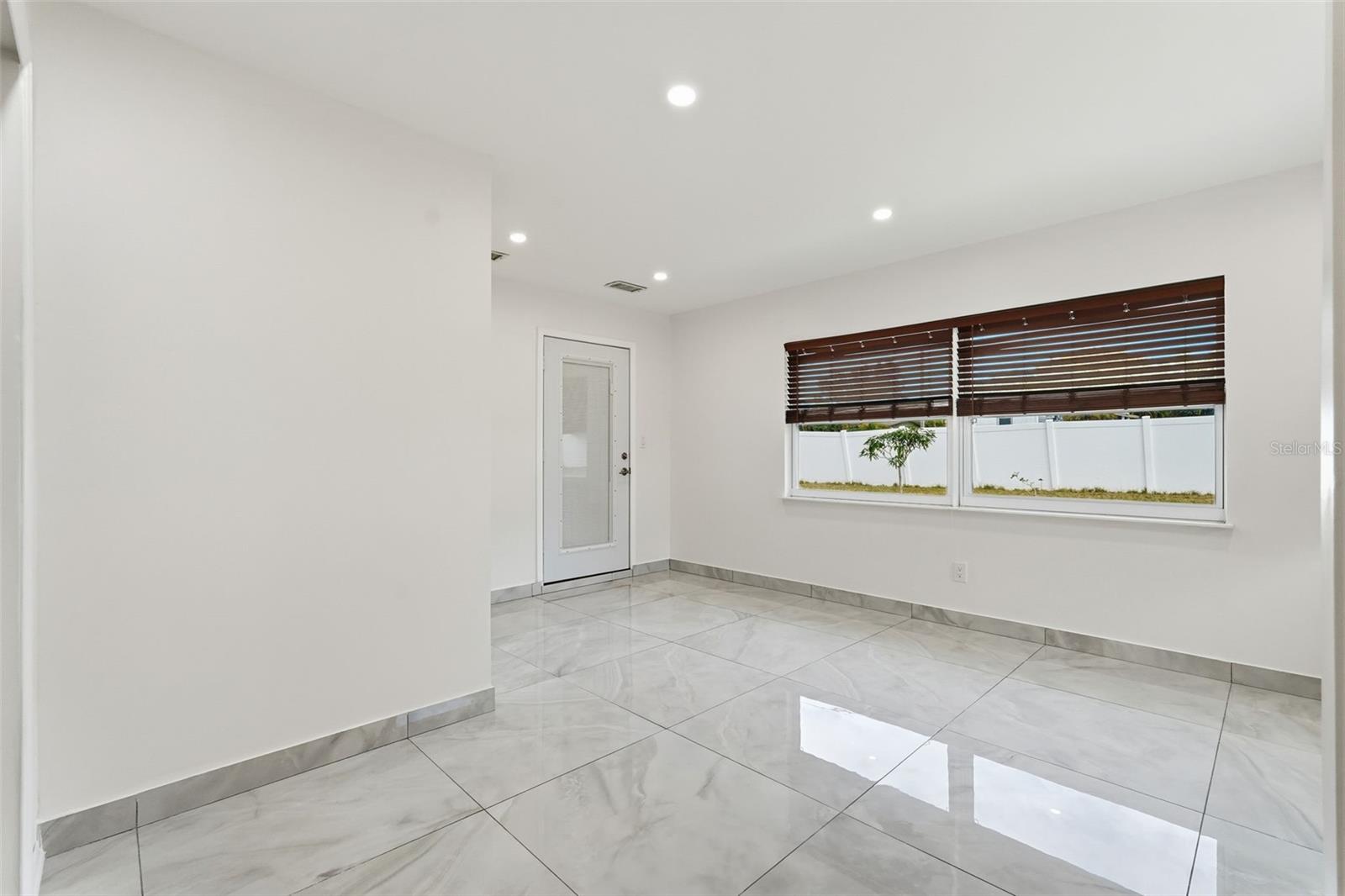 3297 HILLSDALE AVE, LARGO, FL, 33774