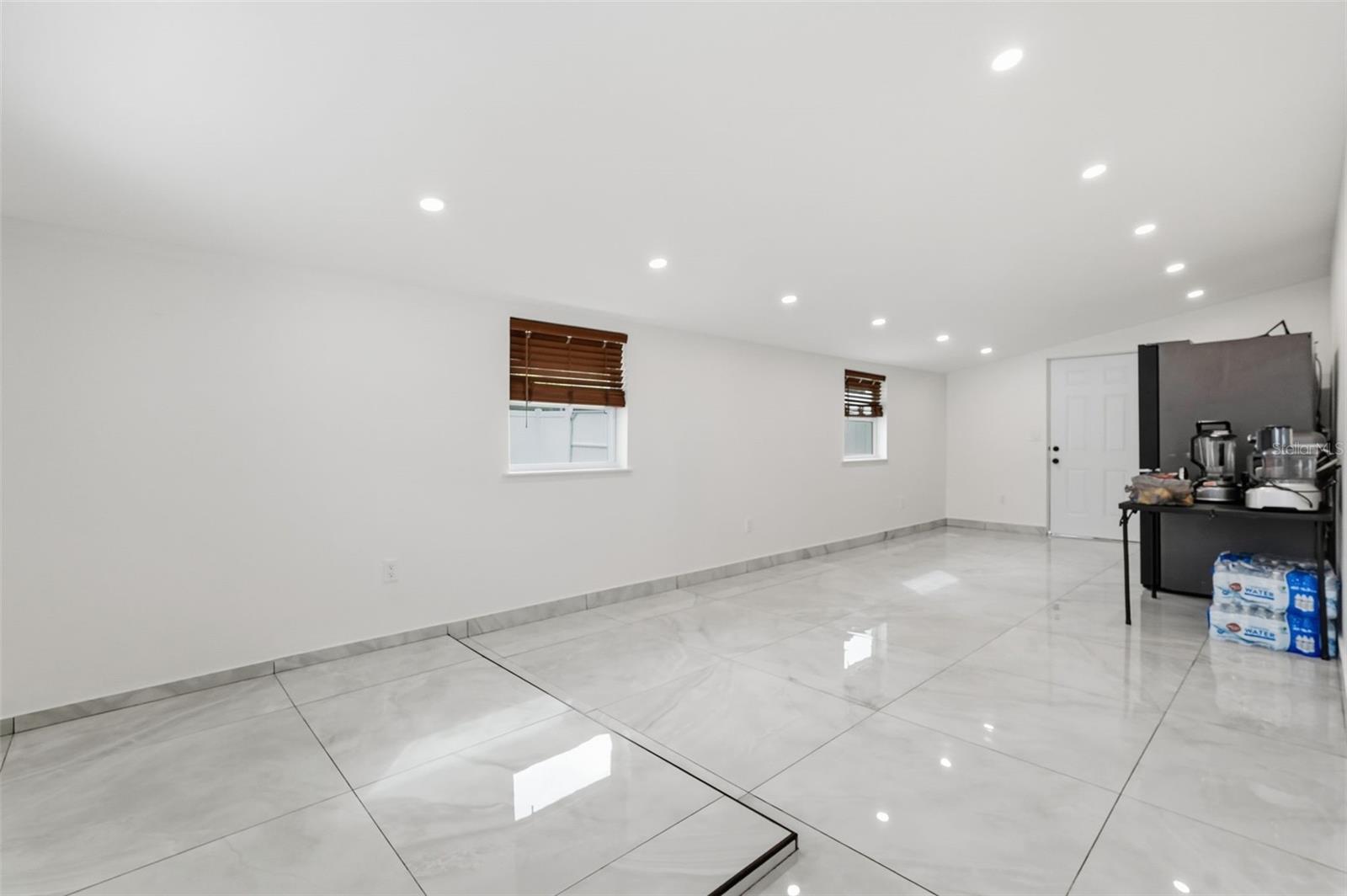 3297 HILLSDALE AVE, LARGO, FL, 33774