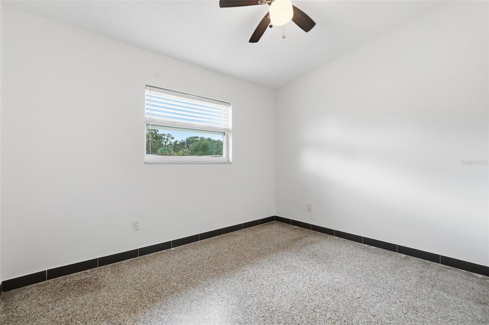 3297 HILLSDALE AVE, LARGO, FL, 33774