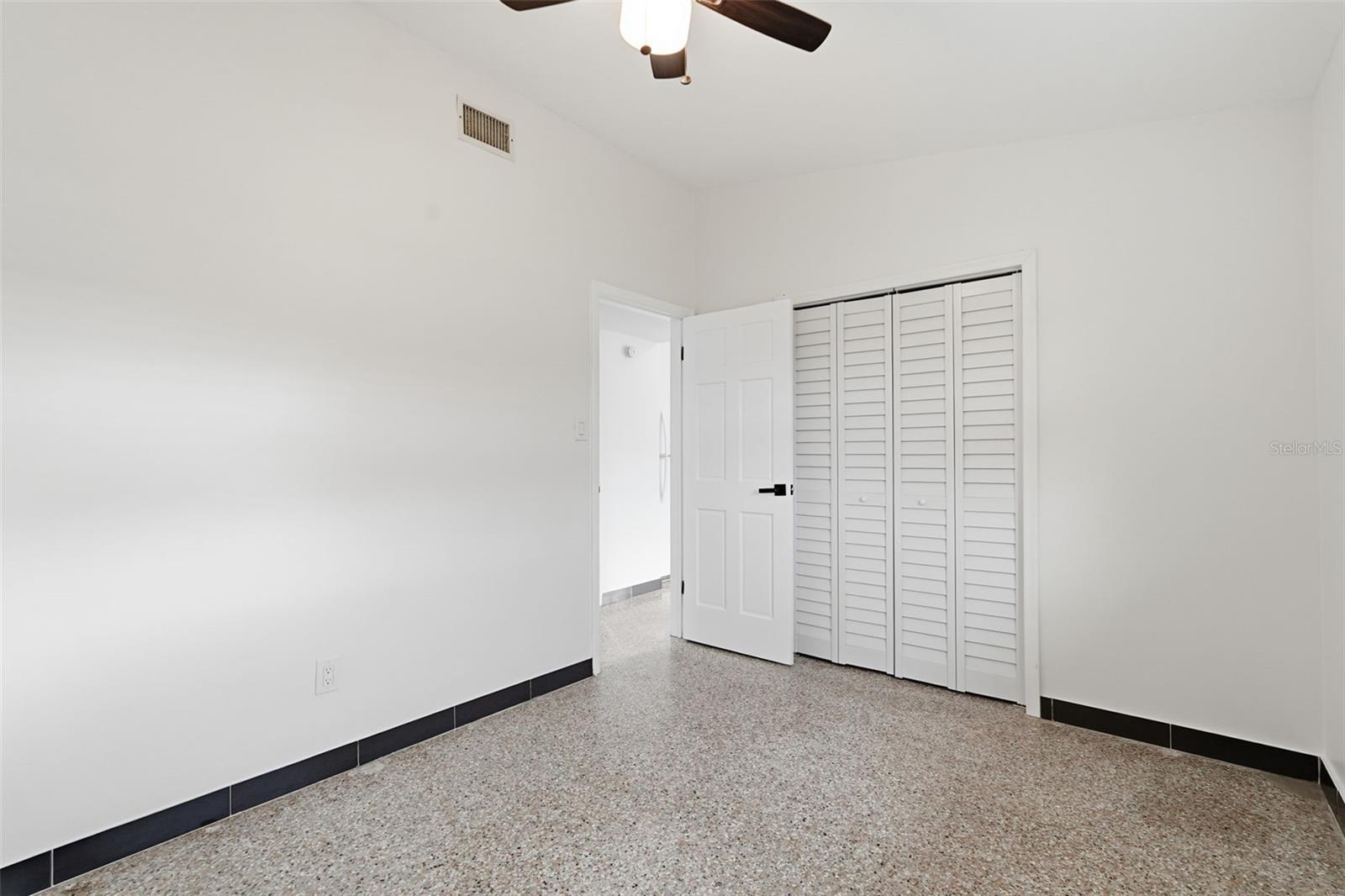 3297 HILLSDALE AVE, LARGO, FL, 33774