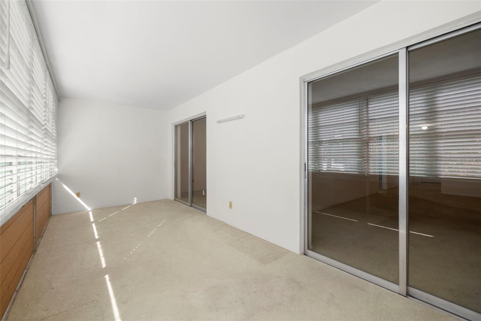 TB8443811 Property Photo