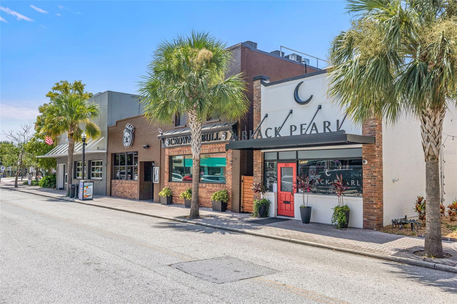 TB8443811 Property Photo