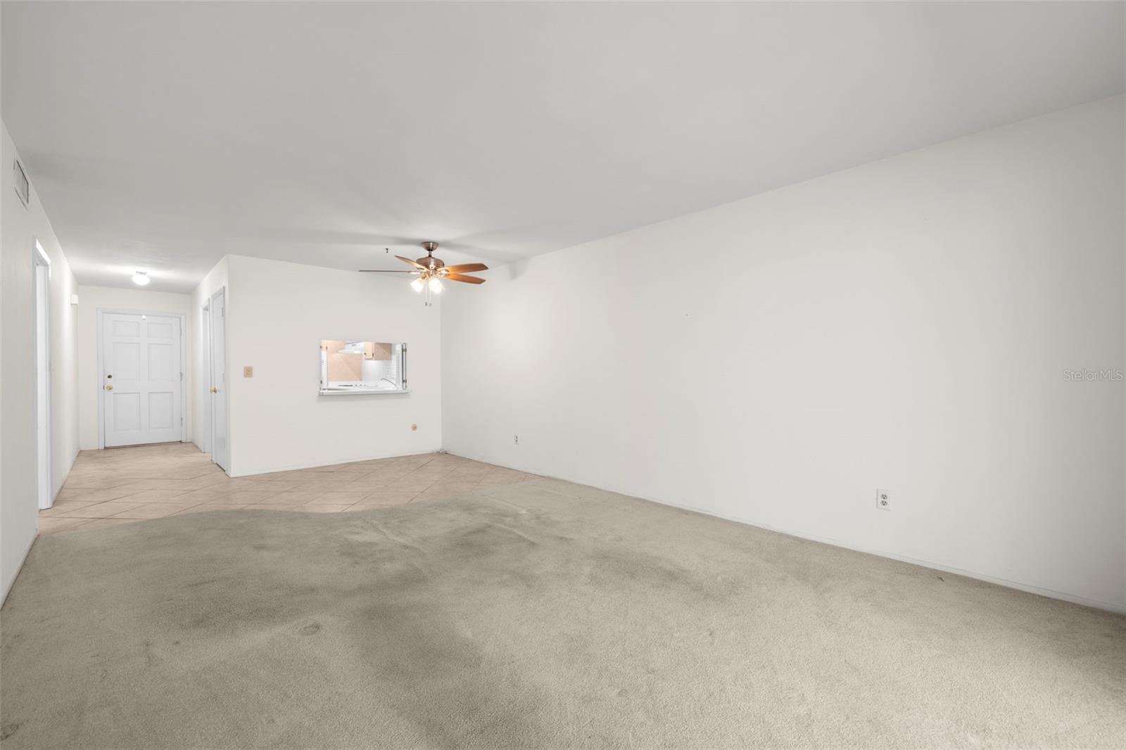 TB8443811 Property Photo