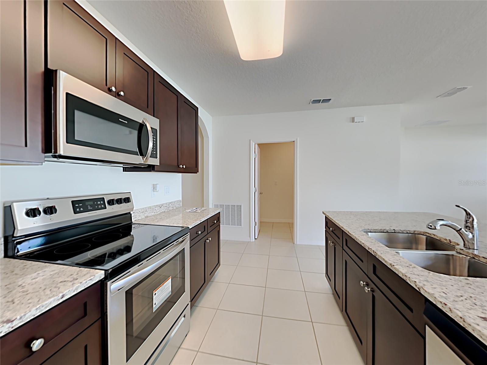 389 BRIAR PATCH LOOP, DAVENPORT, FL, 33896