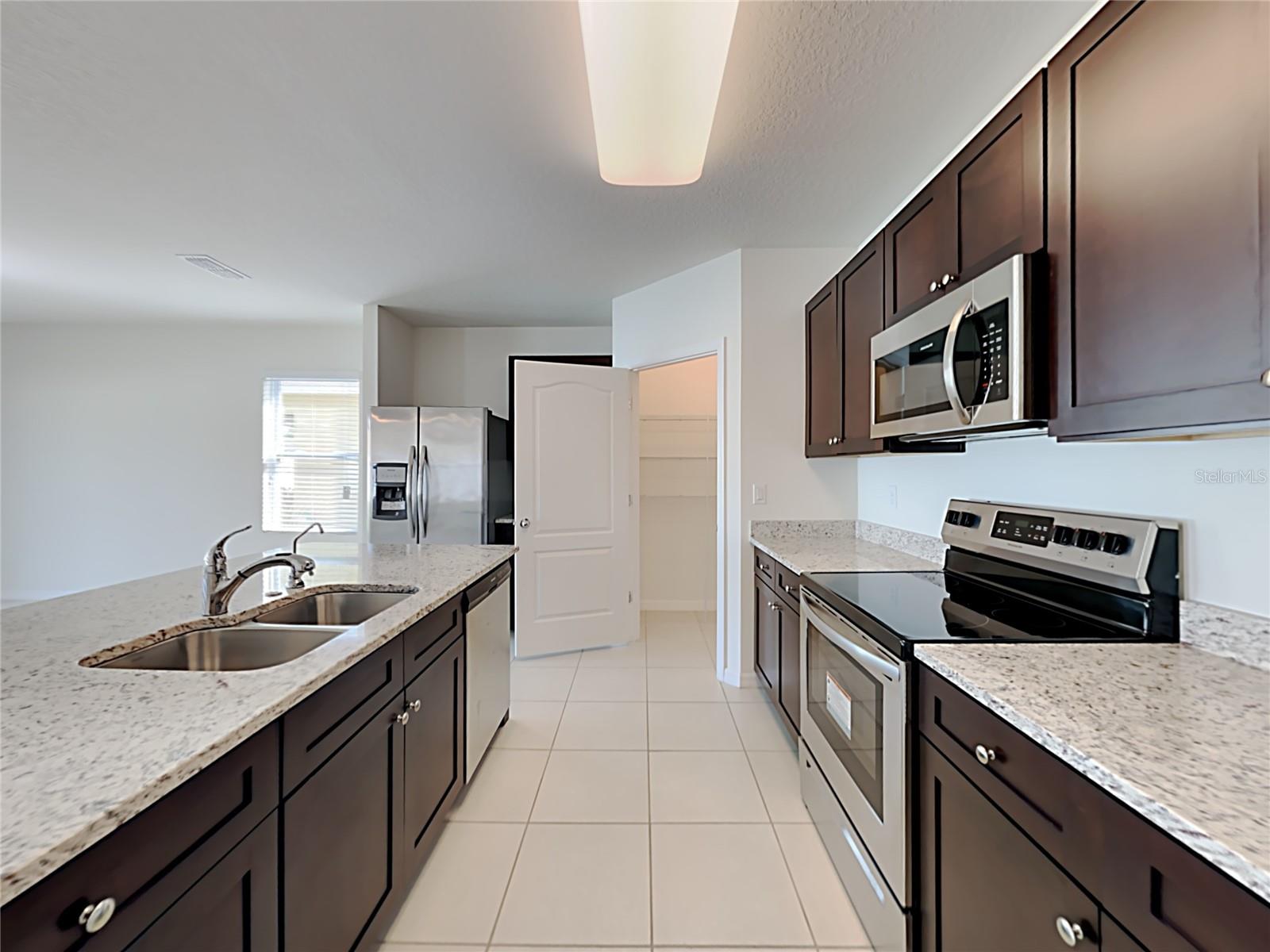 389 BRIAR PATCH LOOP, DAVENPORT, FL, 33896