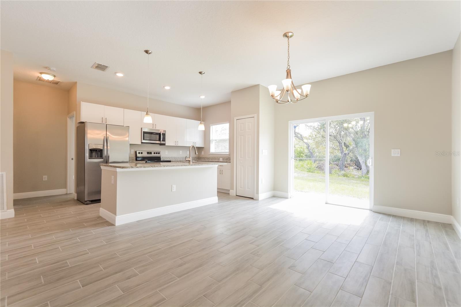 347 HIBISCUS DR, KISSIMMEE, FL, 34759