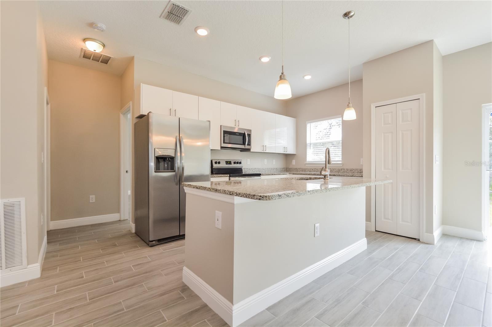 347 HIBISCUS DR, KISSIMMEE, FL, 34759