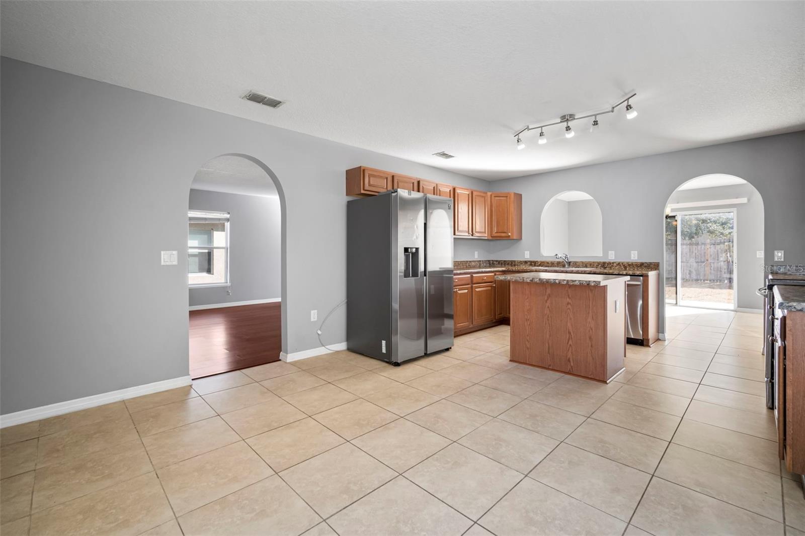 1303 ALHAMBRA CREST DR, RUSKIN, FL, 33570