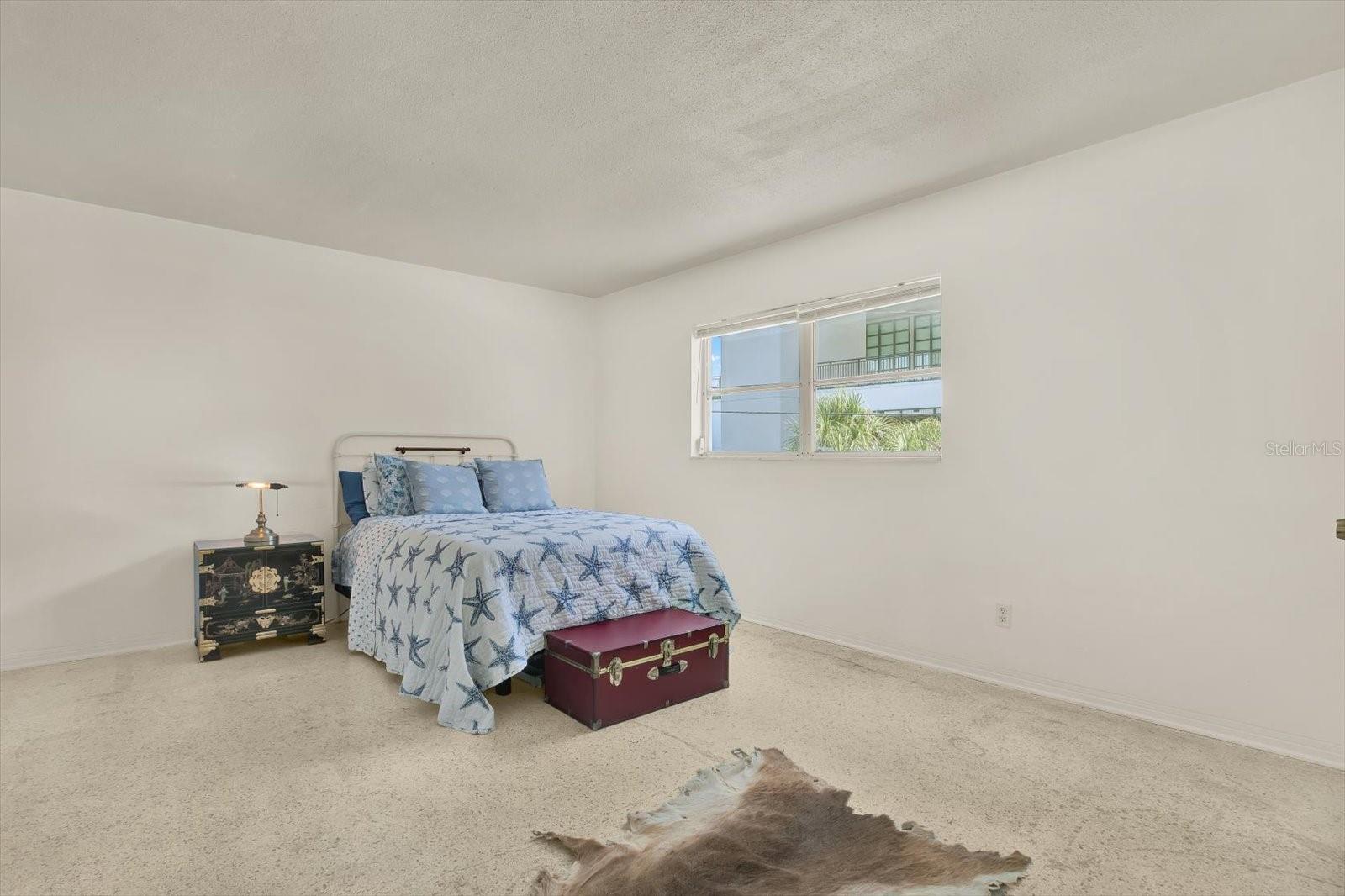 TB8443850 Property Photo