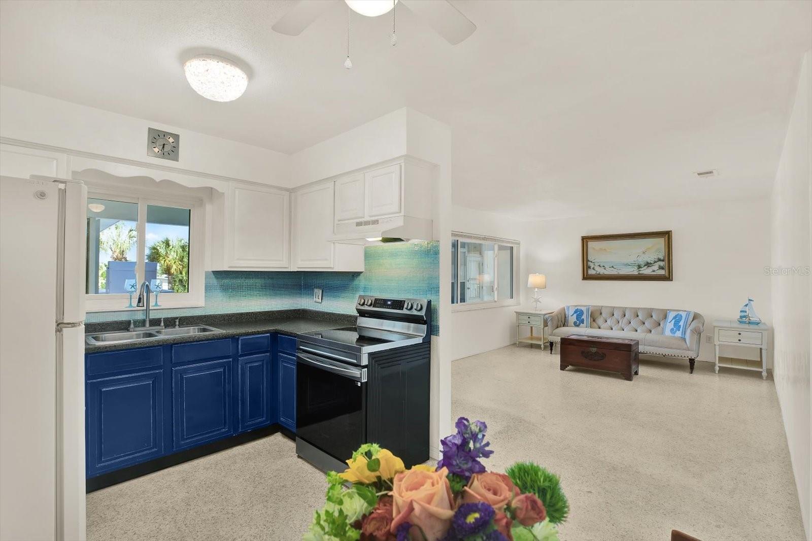 TB8443850 Property Photo