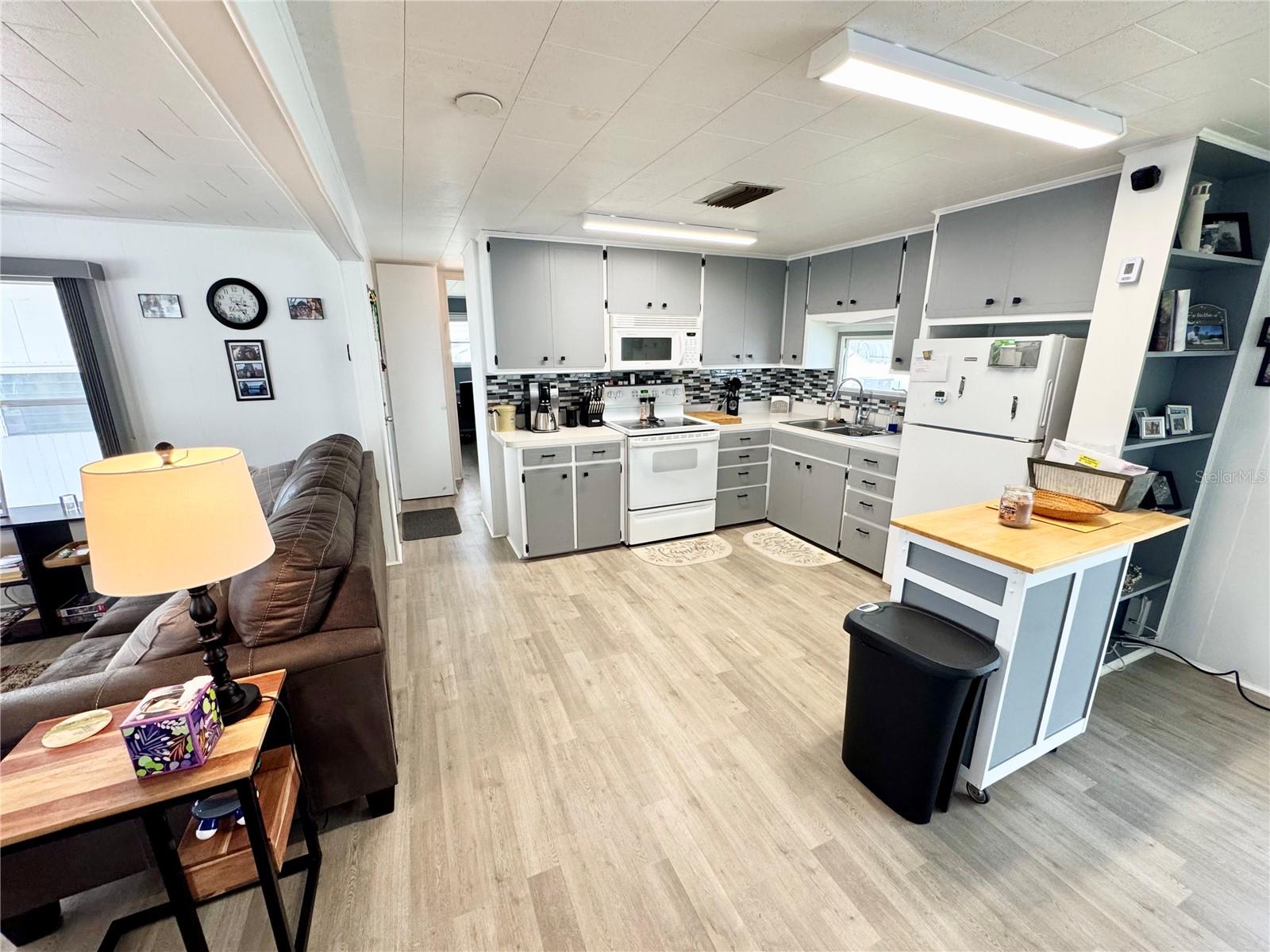 5217 PEBBLE BEACH AVE, SARASOTA, FL, 34234