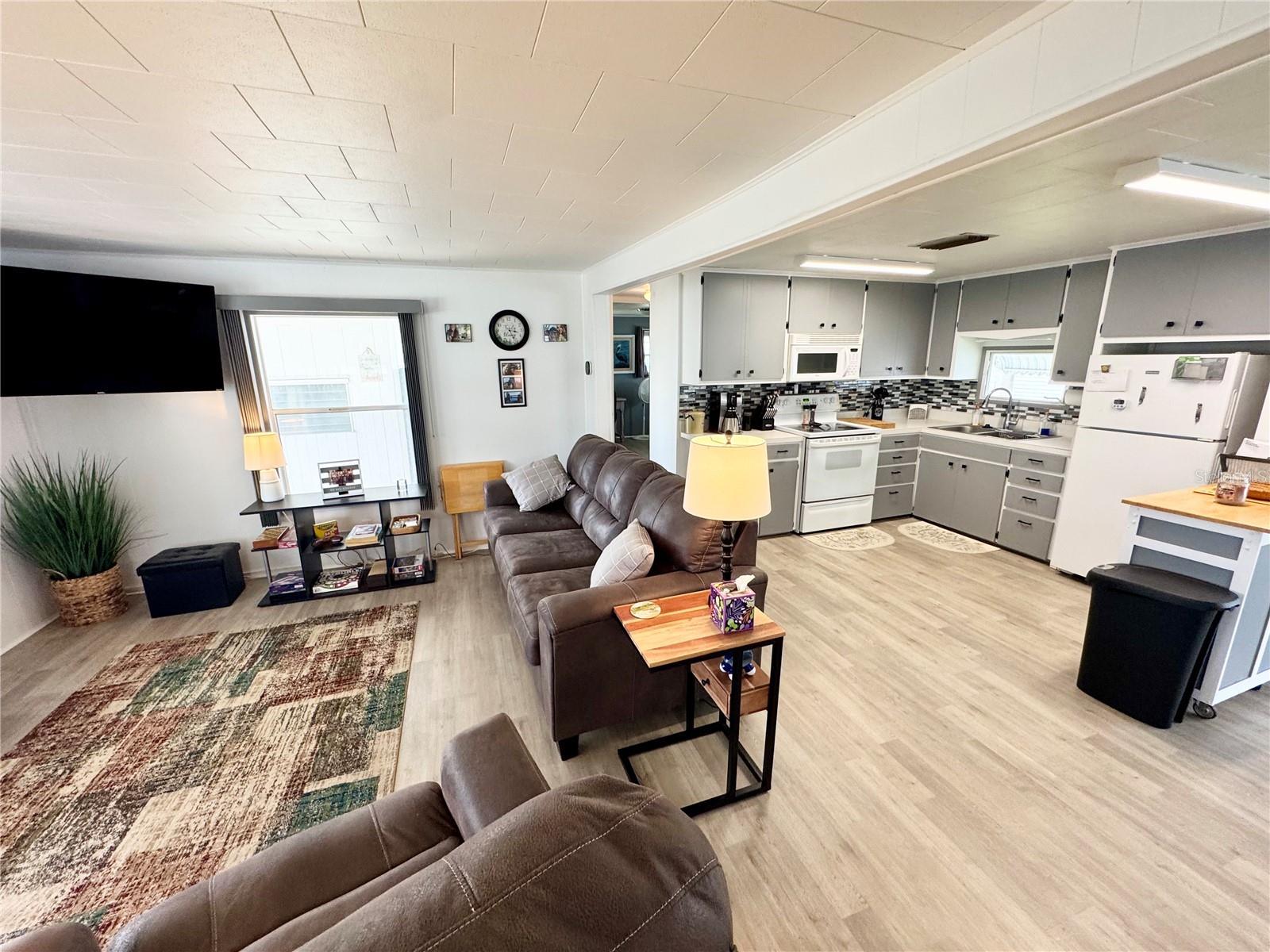 5217 PEBBLE BEACH AVE, SARASOTA, FL, 34234