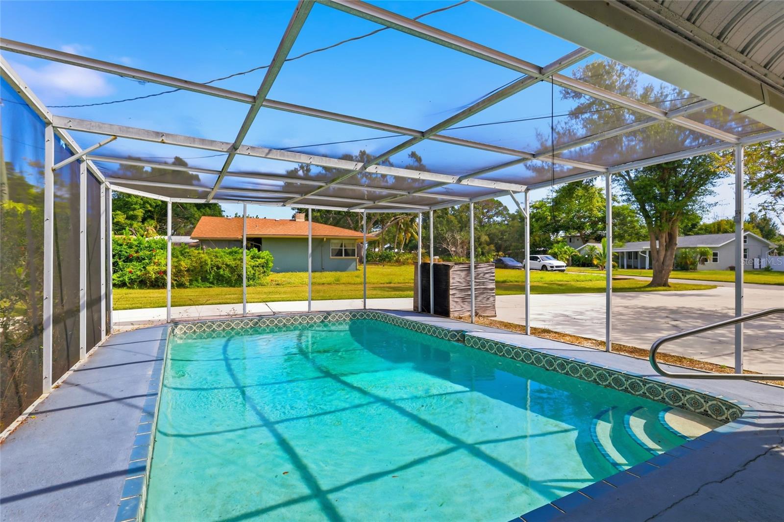 6240 UPLANDS BLVD, SARASOTA, FL, 34243