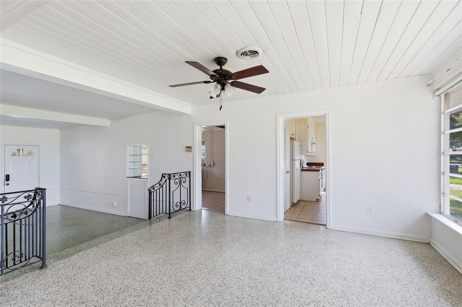 6240 UPLANDS BLVD, SARASOTA, FL, 34243