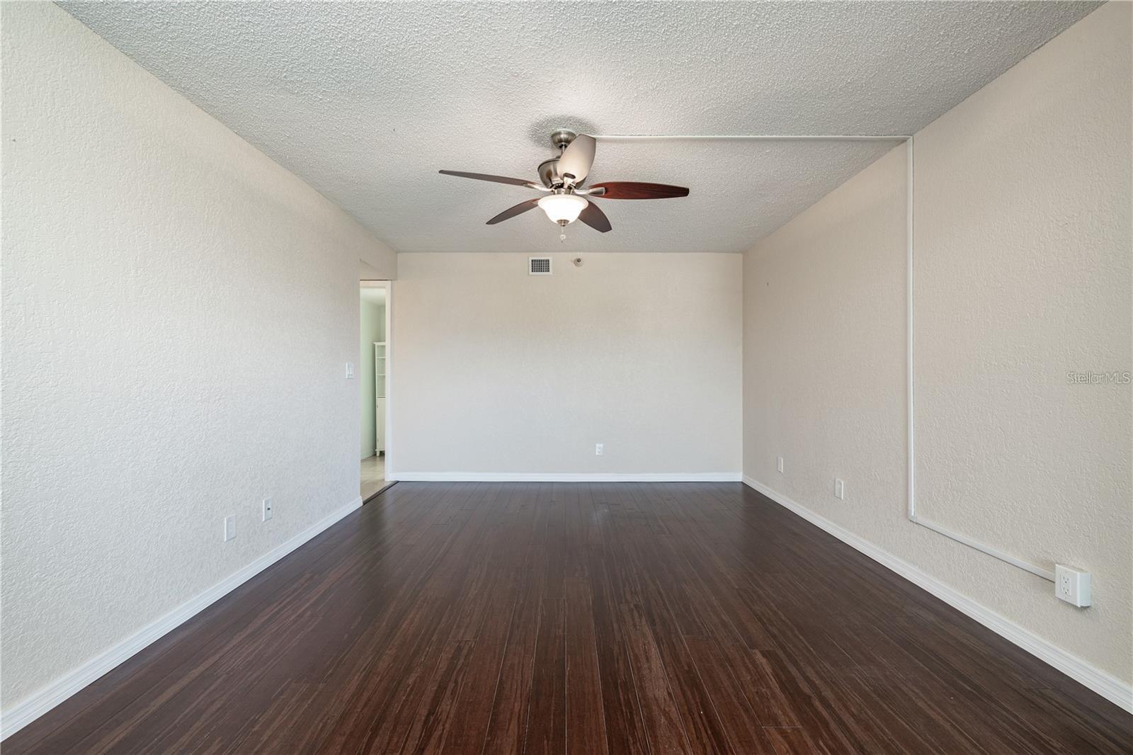 5950 PELICAN BAY PLZ S #204, GULFPORT, FL, 33707