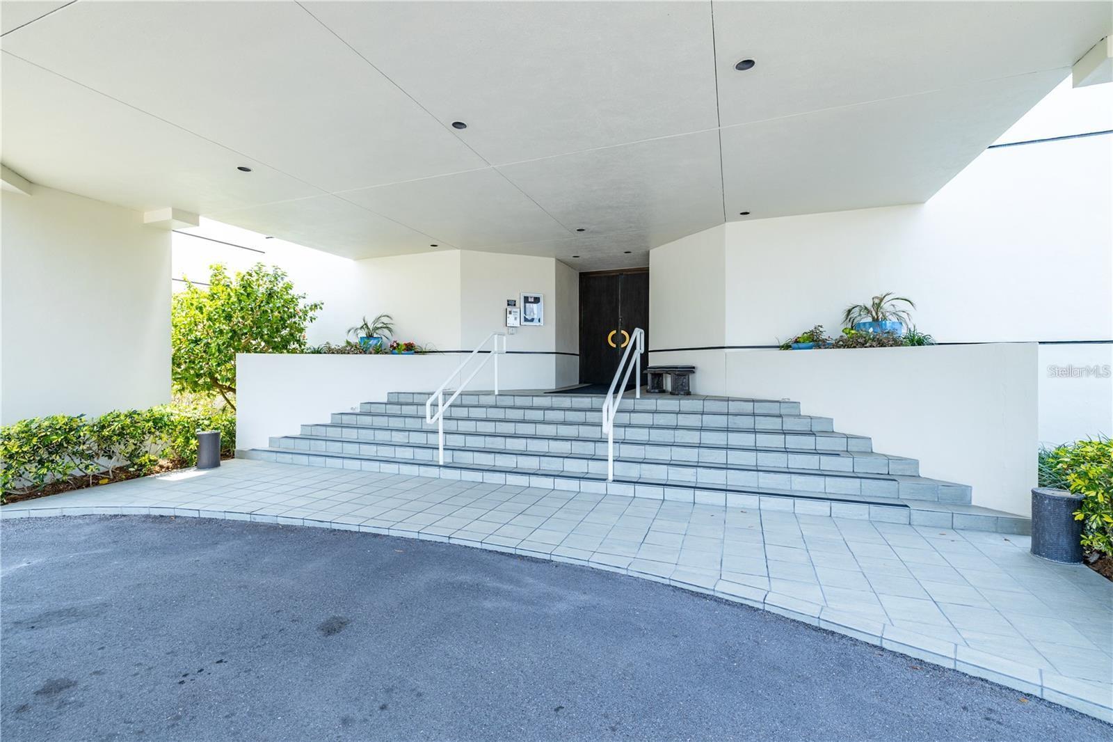 5950 PELICAN BAY PLZ S #204, GULFPORT, FL, 33707