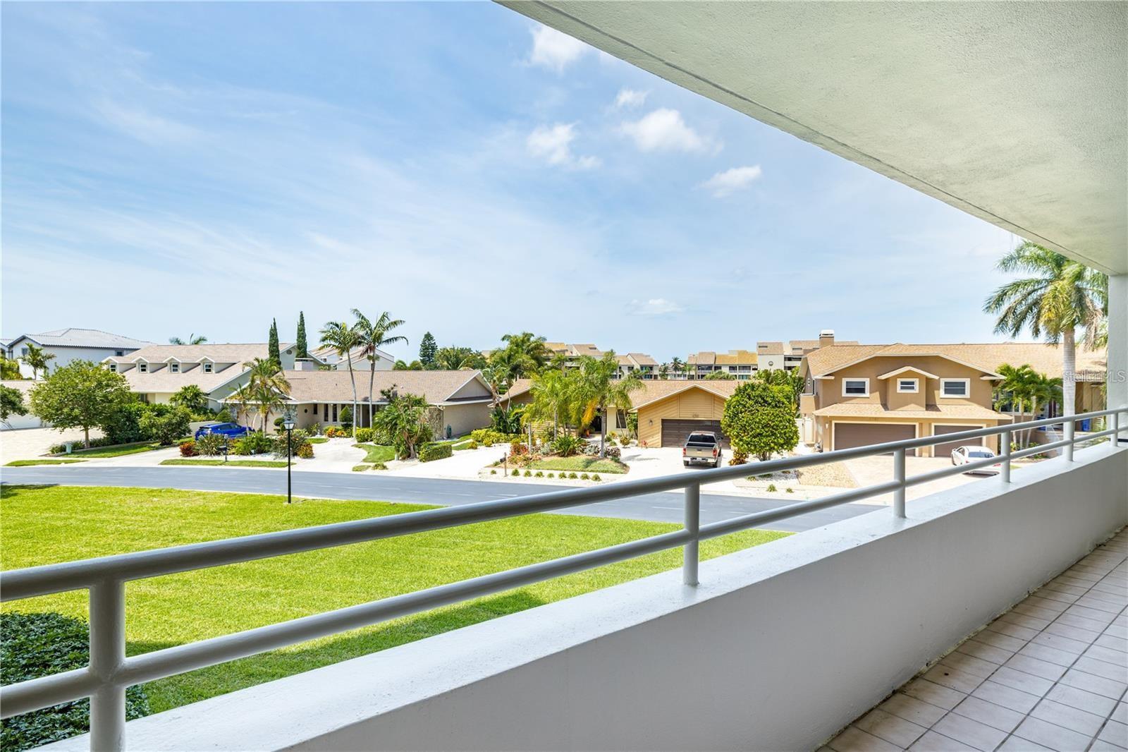 5950 PELICAN BAY PLZ S #204, GULFPORT, FL, 33707