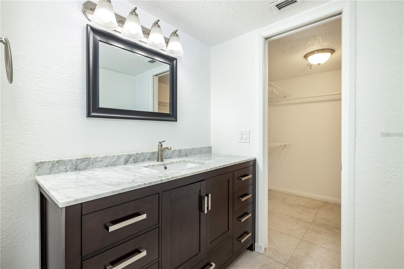 5950 PELICAN BAY PLZ S #204, GULFPORT, FL, 33707