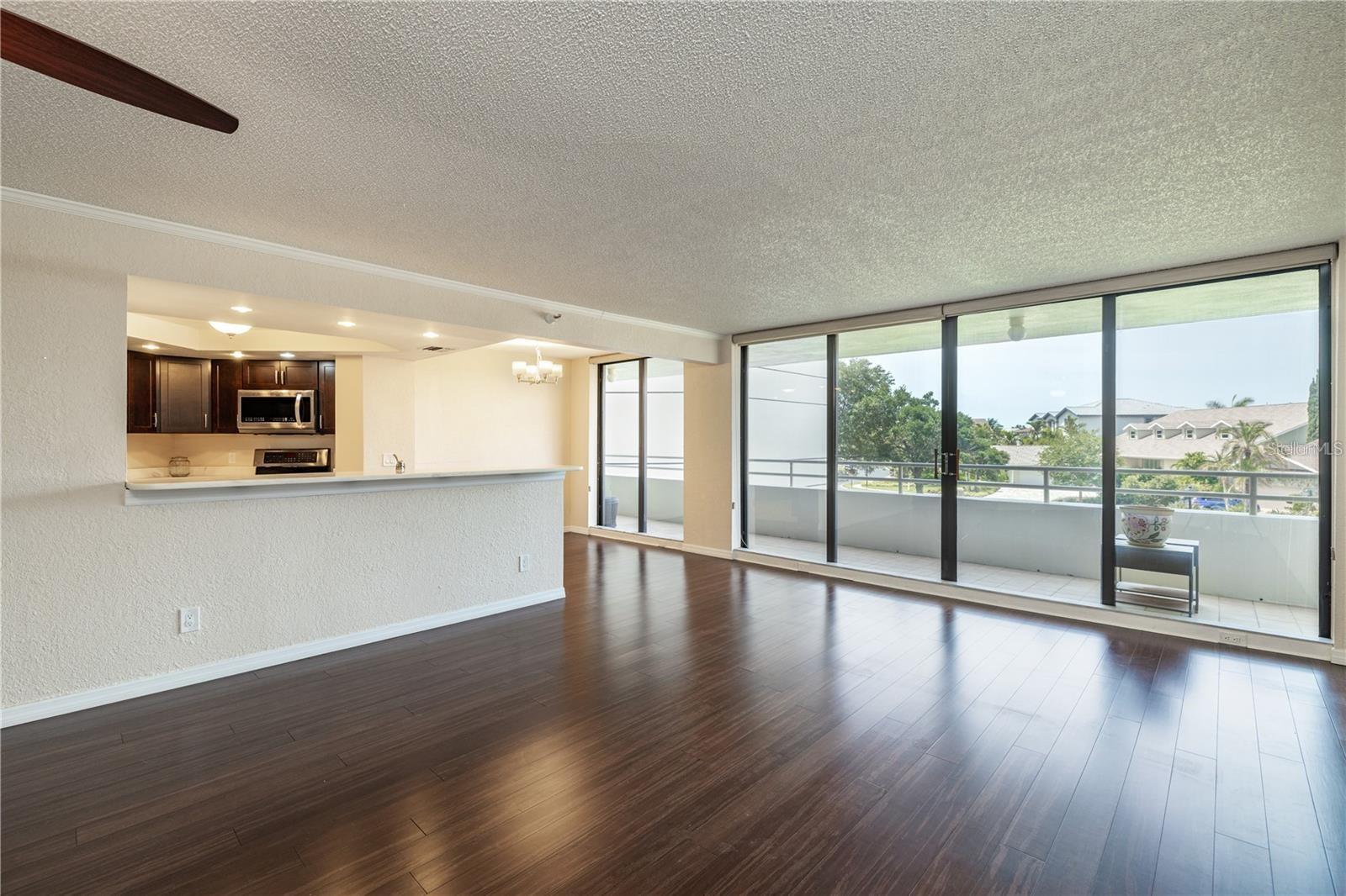 5950 PELICAN BAY PLZ S #204, GULFPORT, FL, 33707