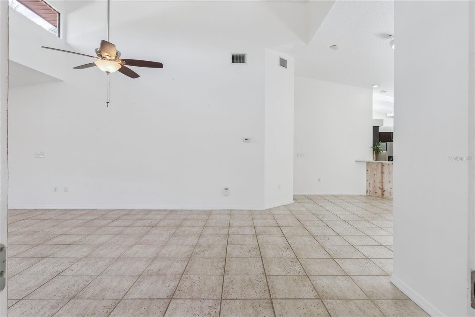 2697 CLUBHOUSE DR, LAKE WALES, FL, 33898