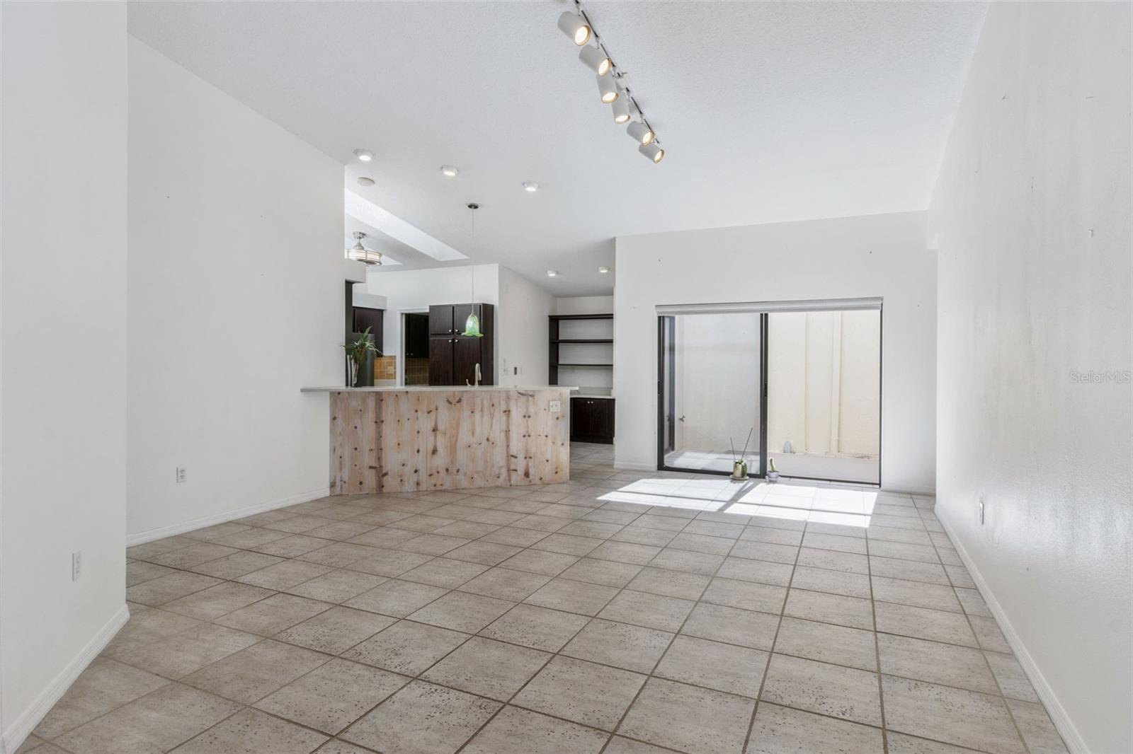 2697 CLUBHOUSE DR, LAKE WALES, FL, 33898