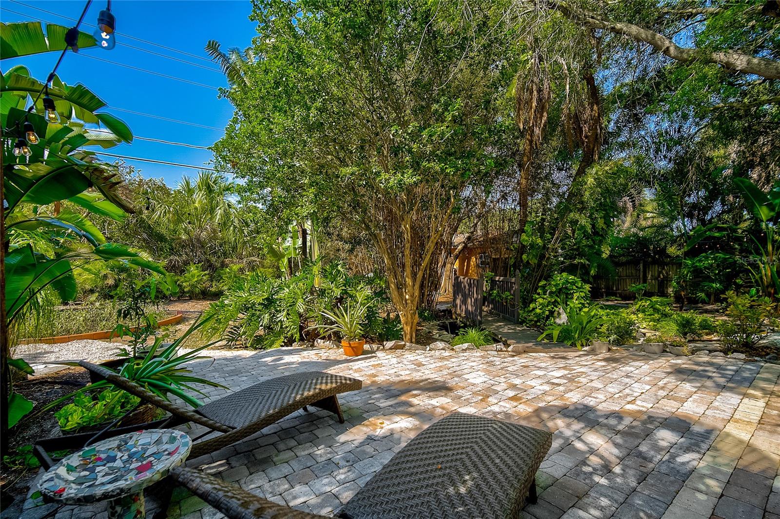 426 EAGLES NEST LN, SARASOTA, FL, 34243