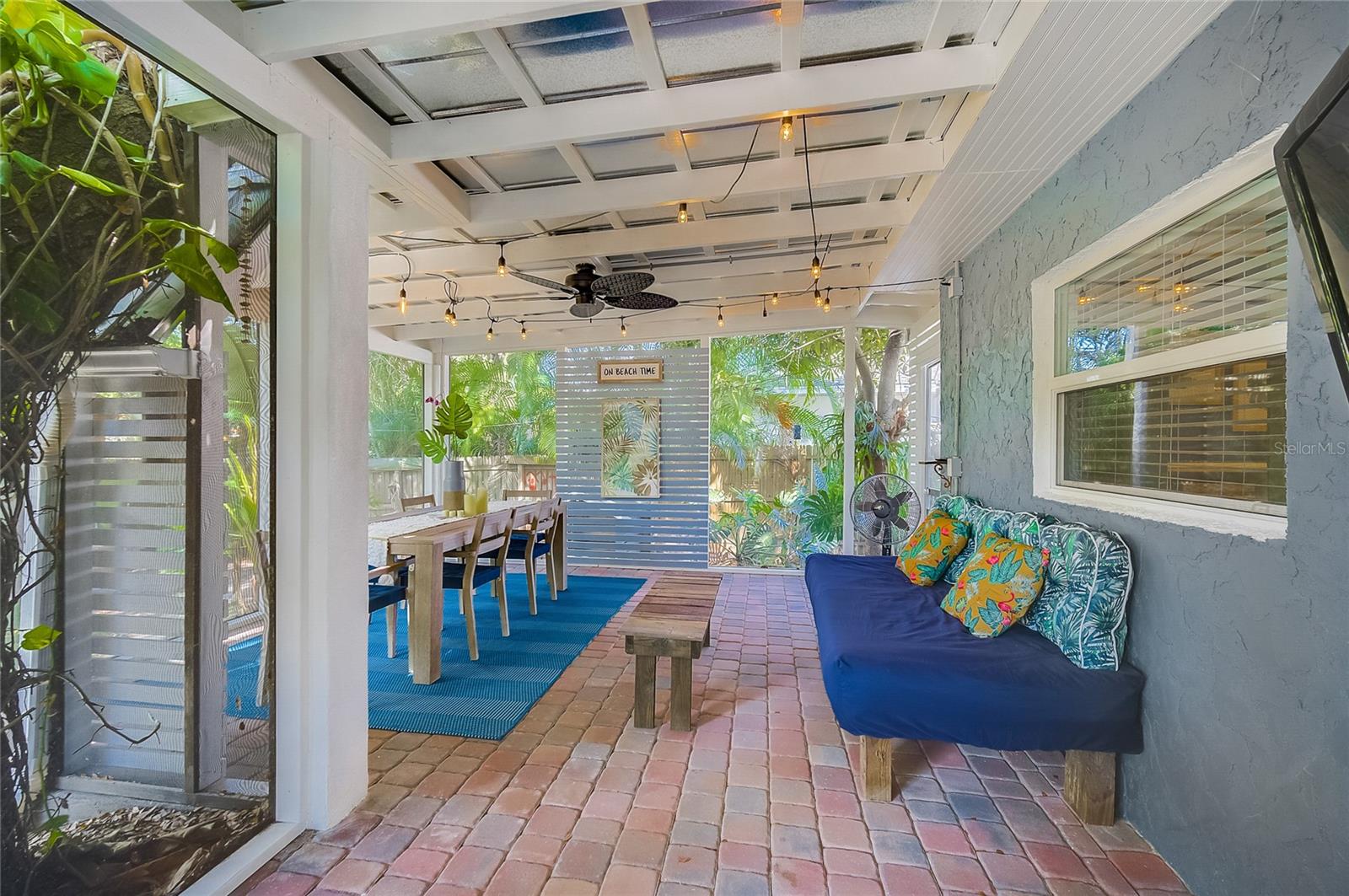 426 EAGLES NEST LN, SARASOTA, FL, 34243