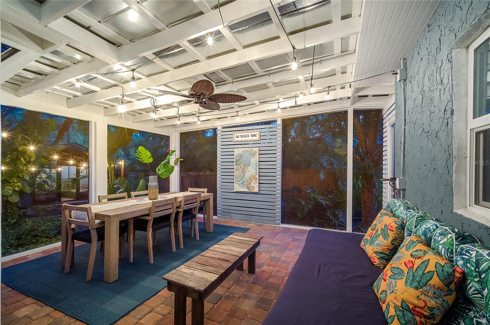 426 EAGLES NEST LN, SARASOTA, FL, 34243